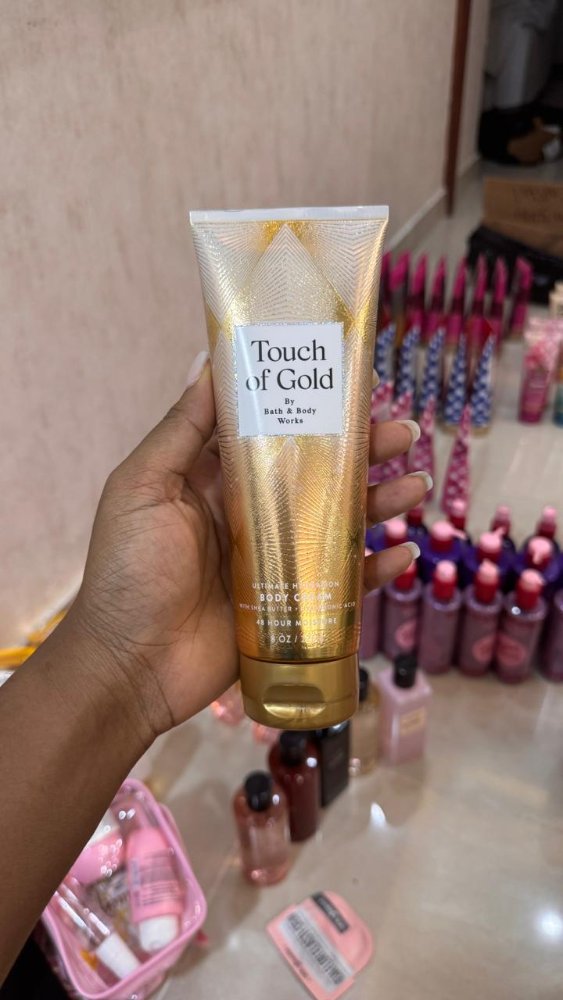 Touch of Gold Ultimate Hydration Body Cream 8 oz - Bath & Body Works