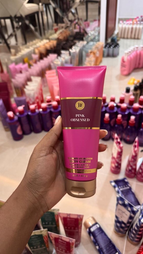 Pink Obsessed Ultimate Hydration Body Cream 8 oz - Bath & Body Works
