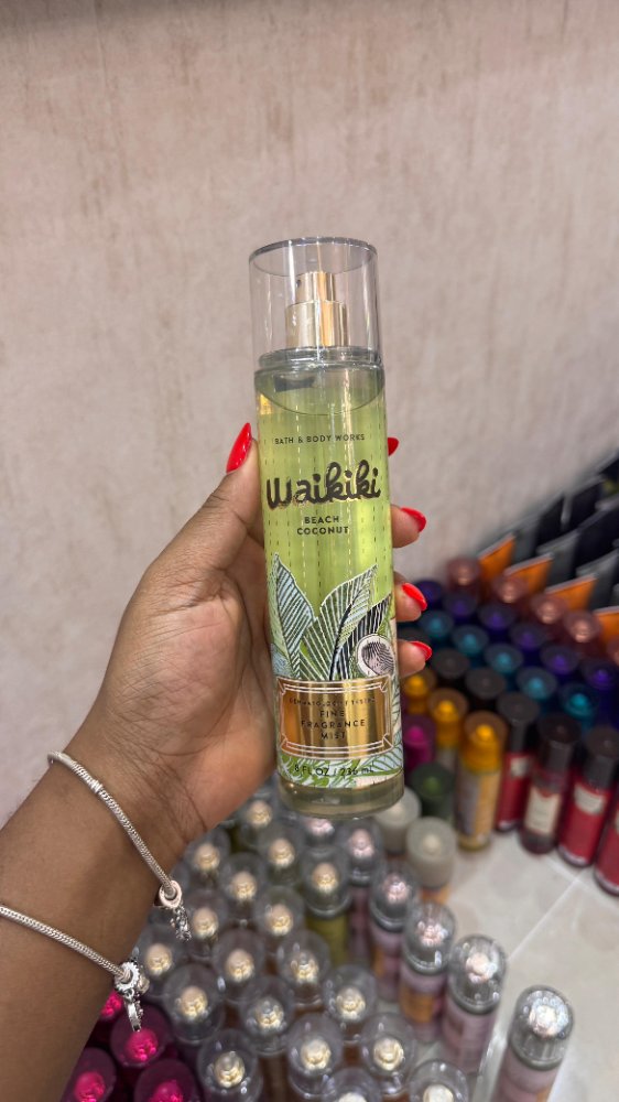 Waikiki Beach Coconut Splash 8 fl oz - Bath & Body Works