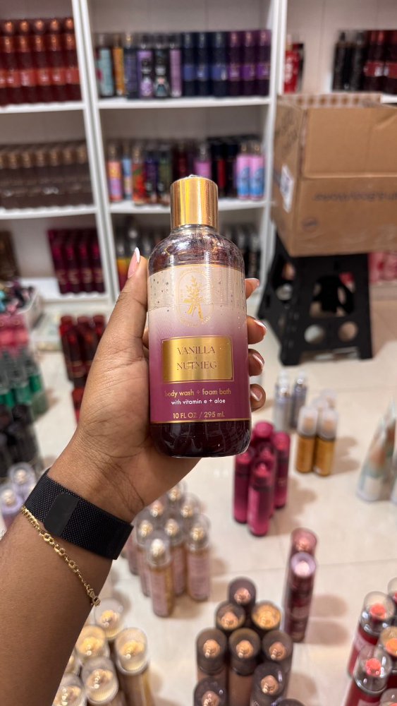 Body Wash Vanilla Nutmeg  295ml - Bath & Body Work