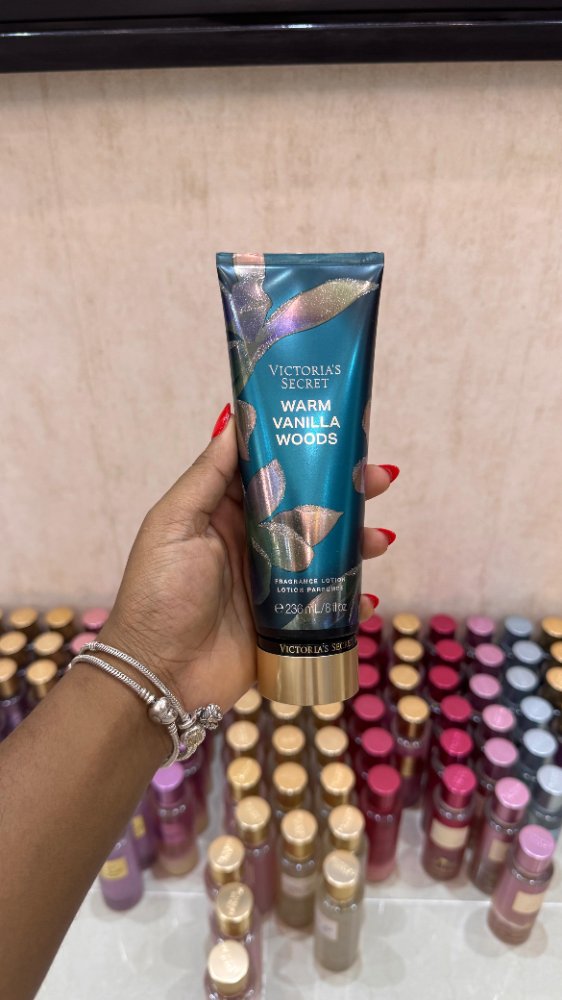 Warm Vanilla Woods Crema 236 ml - Victoria's Secret