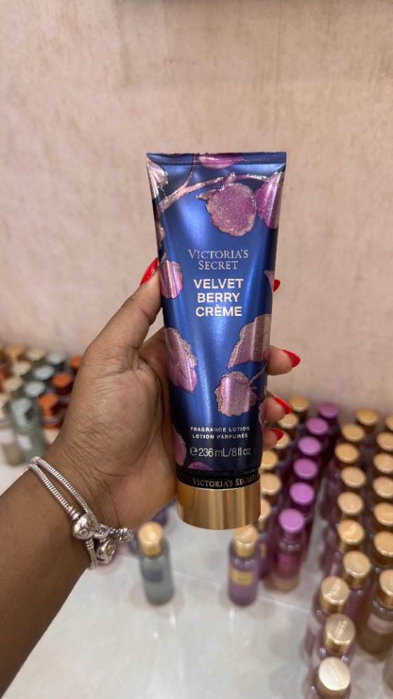 Velvet Berry Creme Crema 236 ml - Victoria's Secret