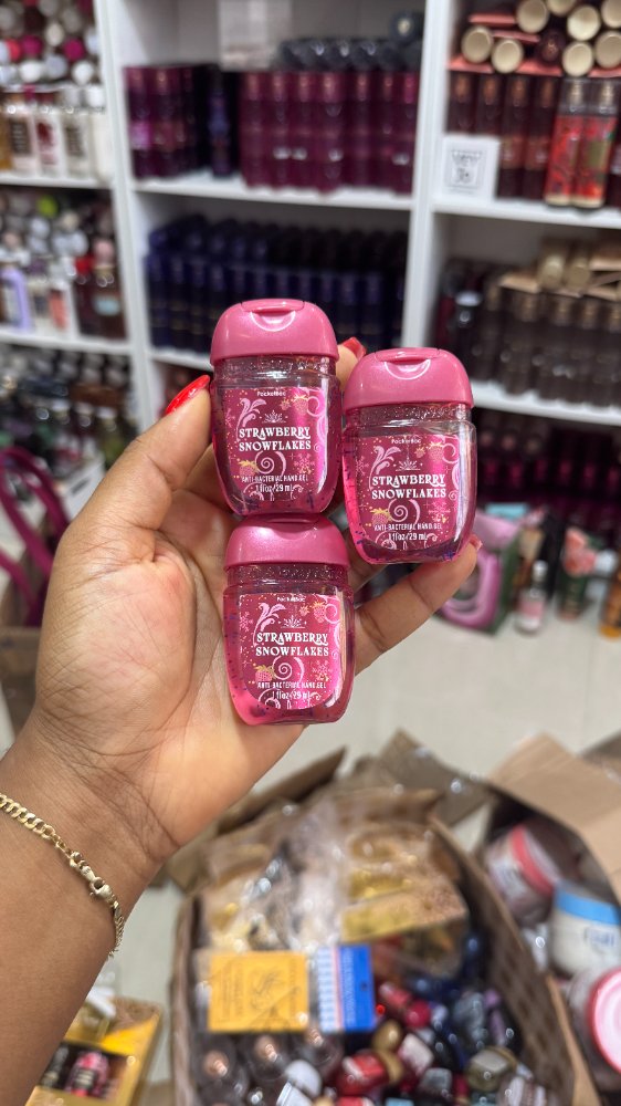 Manita Limpia Strawberry Snowflakes  29ml - Bath & Body Works