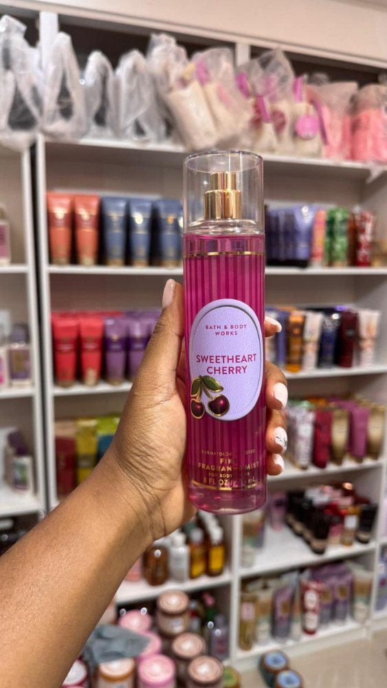 Sweetheart Cherry Splash 8 fl oz - Bath & Body Works
