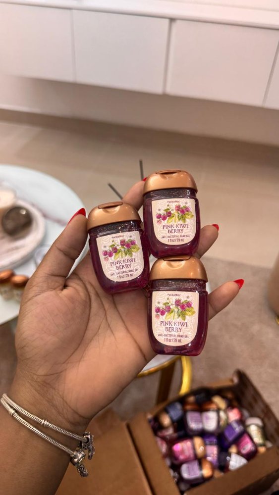 Pink Kiwi Berry Manita Limpia 29ml - Bath & Body Works