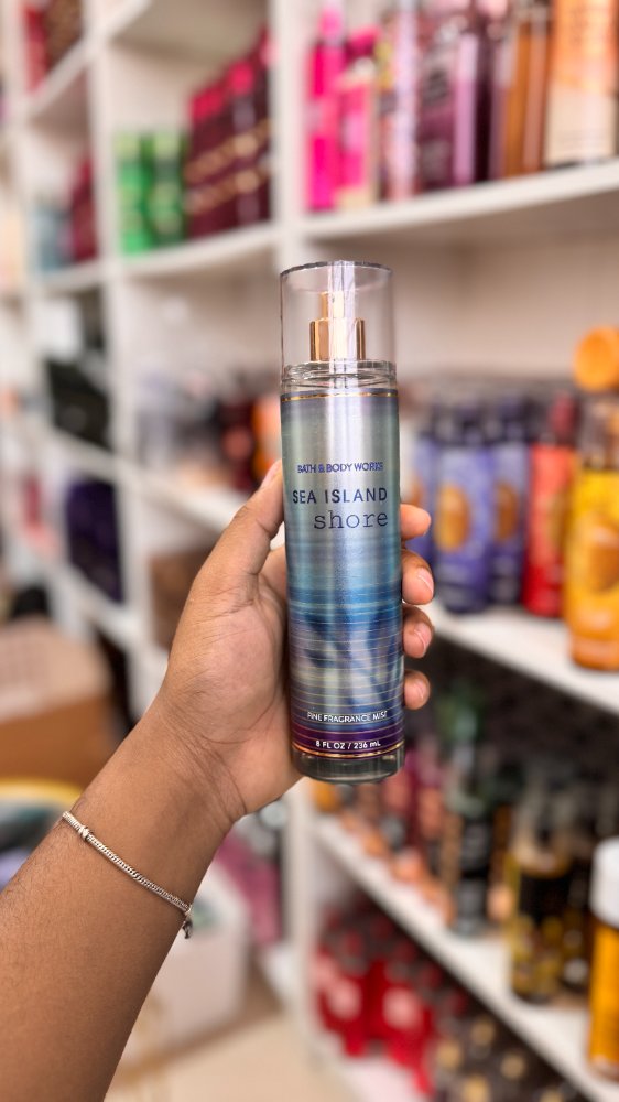 Splash Sea Island Shore236ml - Bath & Body Works