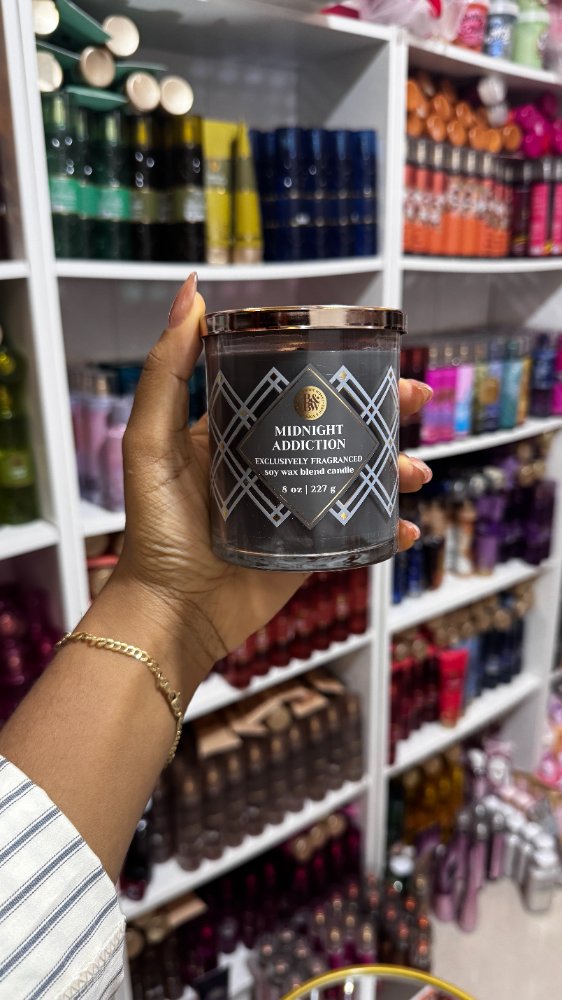 Vela 1 Mecha Midnight Addition 8oz - Bath & Body Works