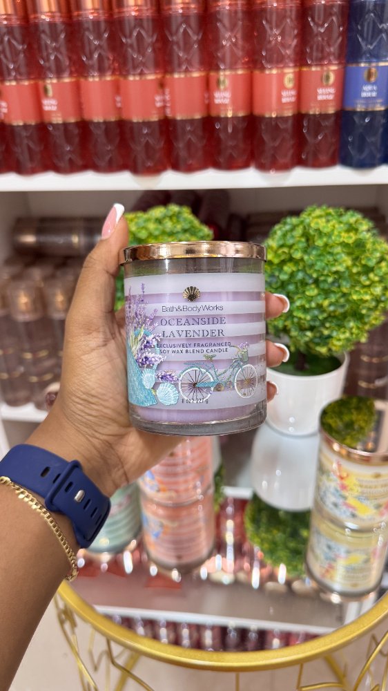 Vela 1 Mecha Oceanside Lavender 8oz - Bath & Body Works