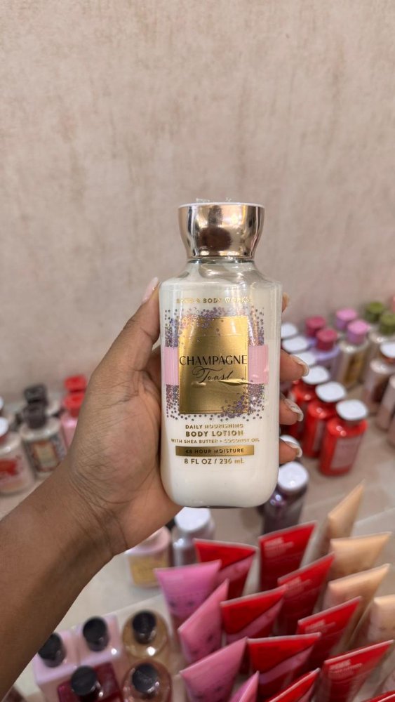 Champagne Toast Daily Nourishing Body Lotion 8 oz - Bath & Body Works