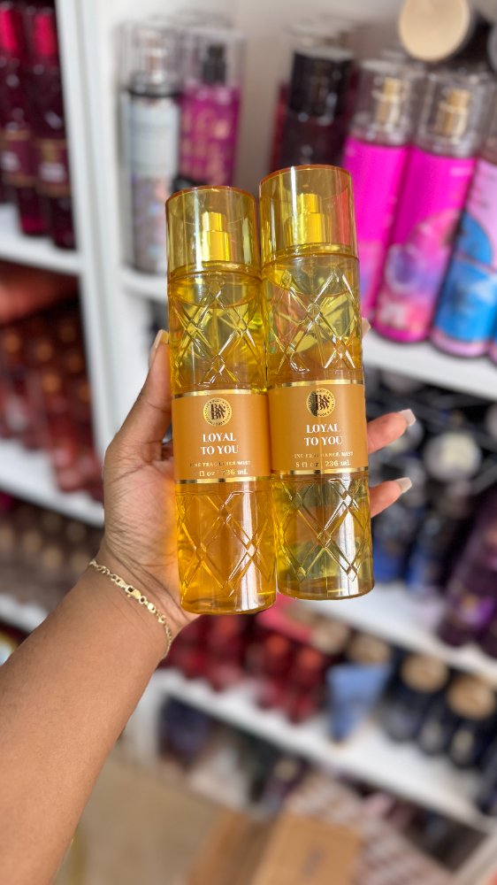 Splash Luxury Loyal To You 236ml - Bath & Body Works