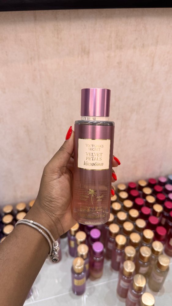 Velvet Petals Vacation Splash 250 ml - Victoria's Secret