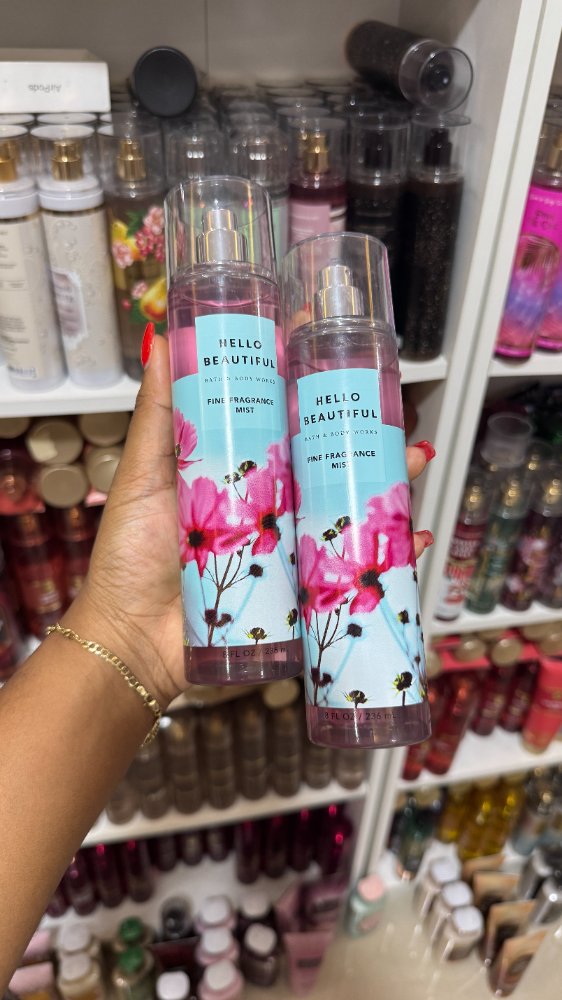 Splash Hello Beautiful 236ml - Bath & Body Works