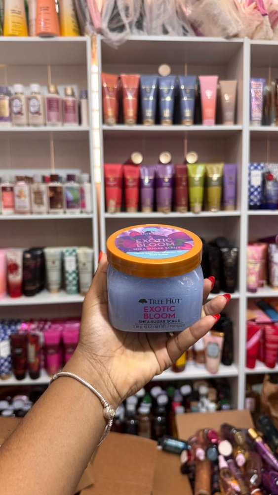 Exotic Bloom Exfoliante 18oz - Tree Hut