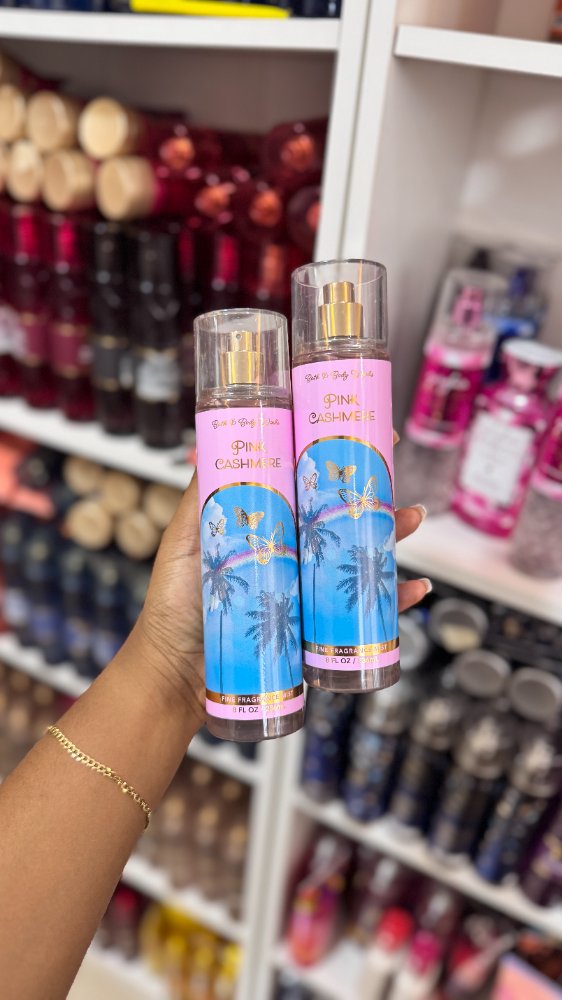 Splash Pink Cashmere 236ml - Bath & Body Works