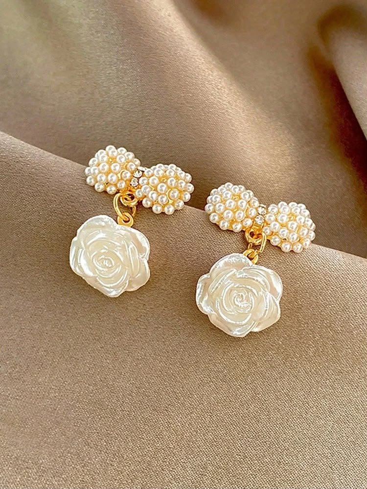 Arete de flor