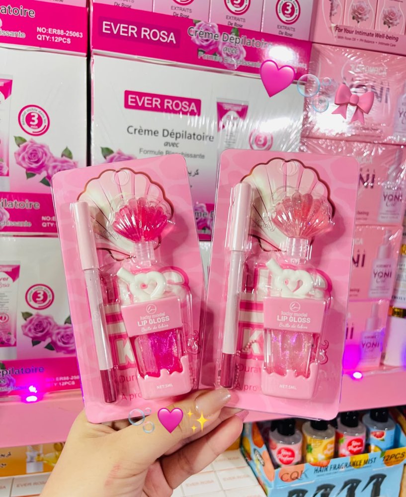 Set de Gloss llaverito con su delineador de labio