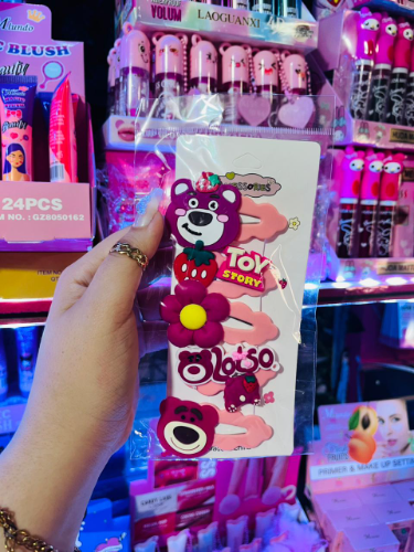 Set de 5 Ganchitos lotso.