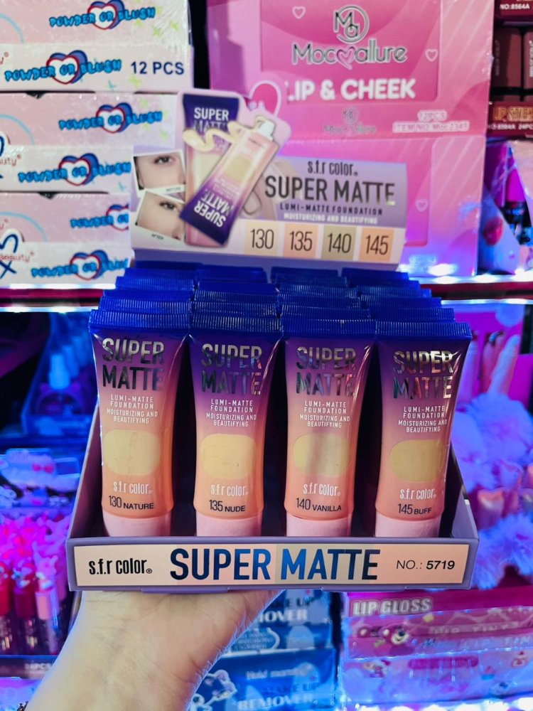 Base super matte.
