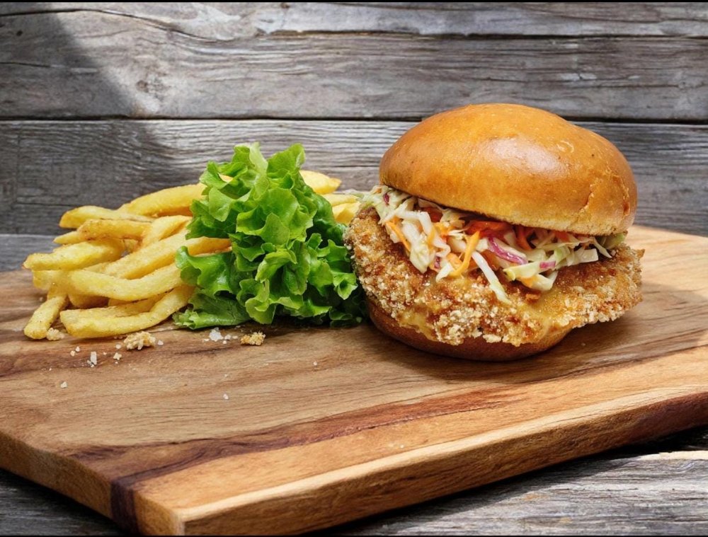 TONKATSU SANDWICH + FRITAS