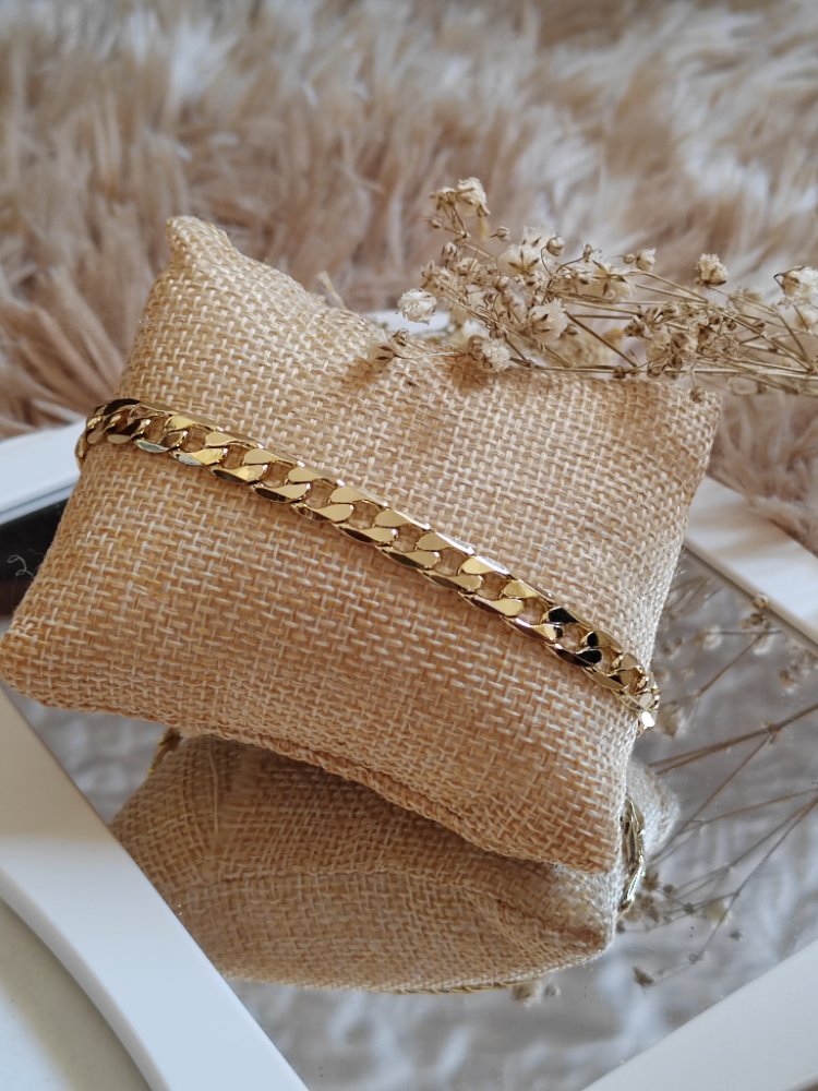 Pulsera dorada- trenzas