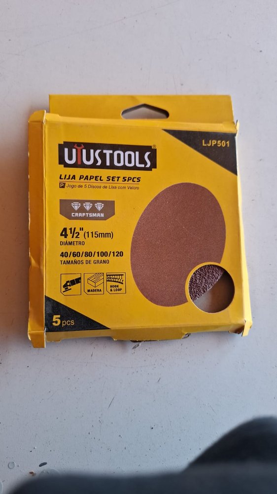 set de 5 discos de lija de papel de la marca Uyustools