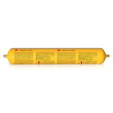 Sellador poliuretánico marca Sika modelo Sikaflex-1a Plus en formato de salchicha de 600ml.