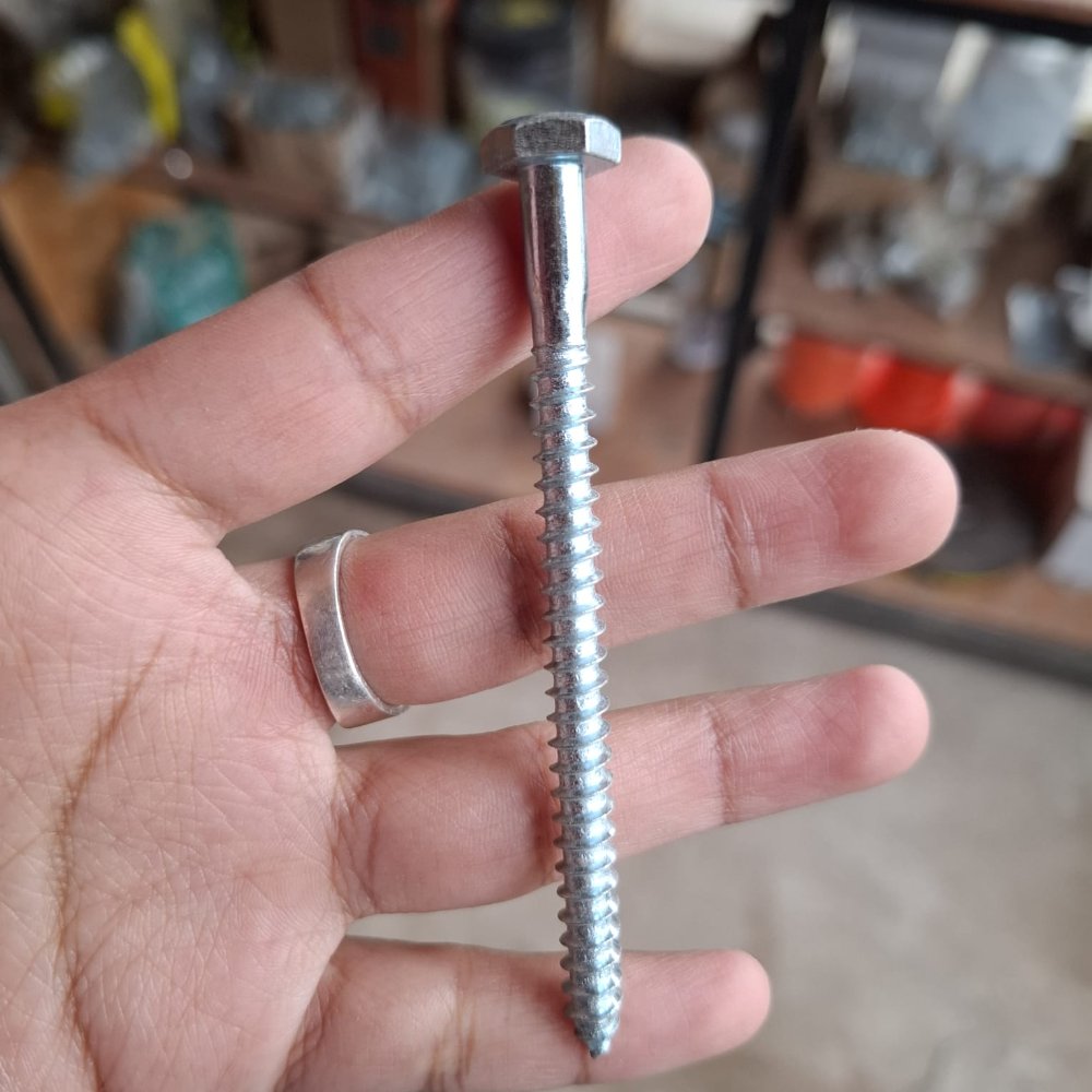 TORNILLO TIRAFONDO