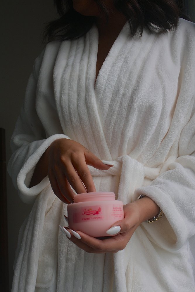INTIMUS CREMA BLANQUEADORA CORPORAL
