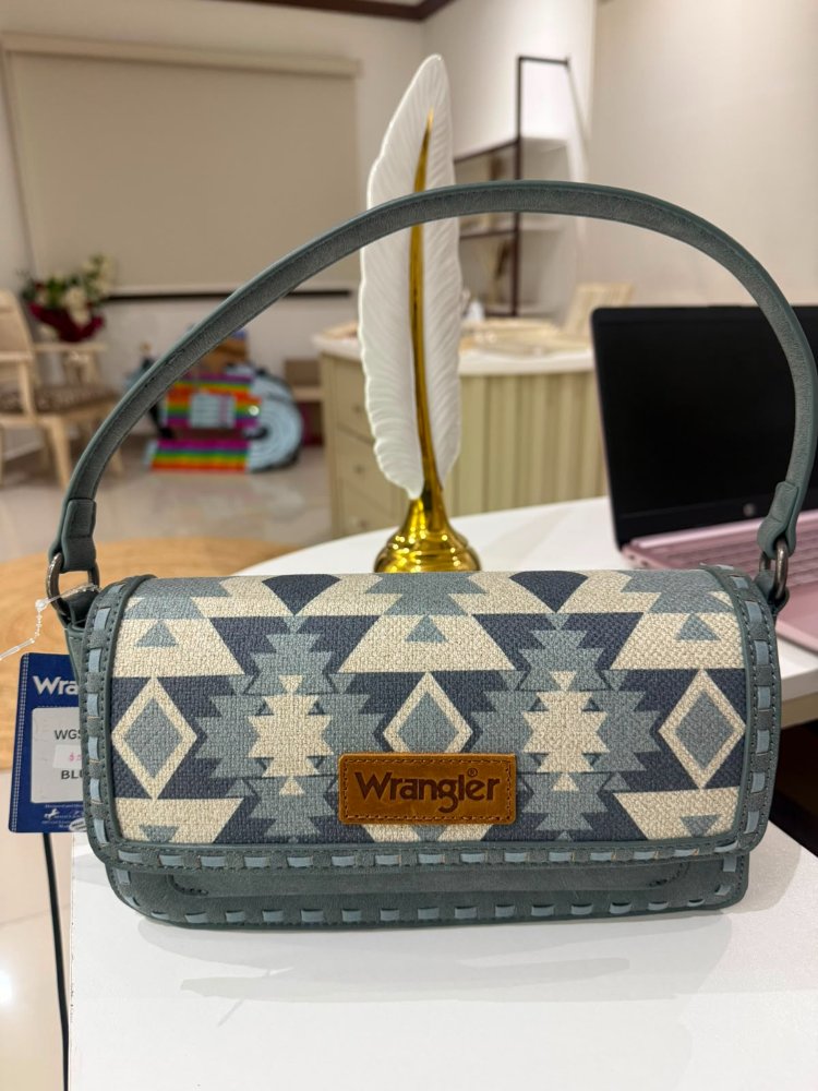 cartera Wrangler celeste pequeña