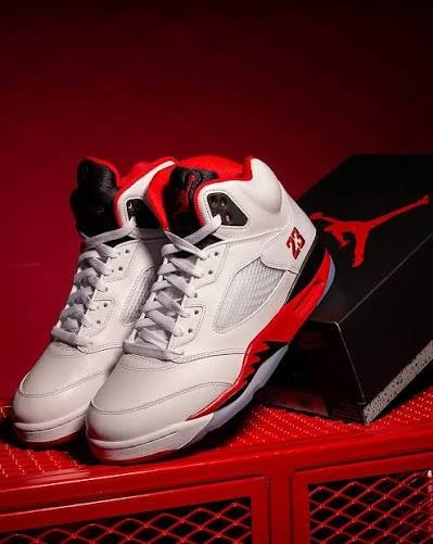 NIKE AIR JORDAN 5 RETRO OG M
