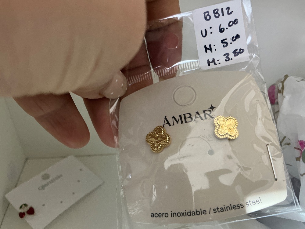 B812