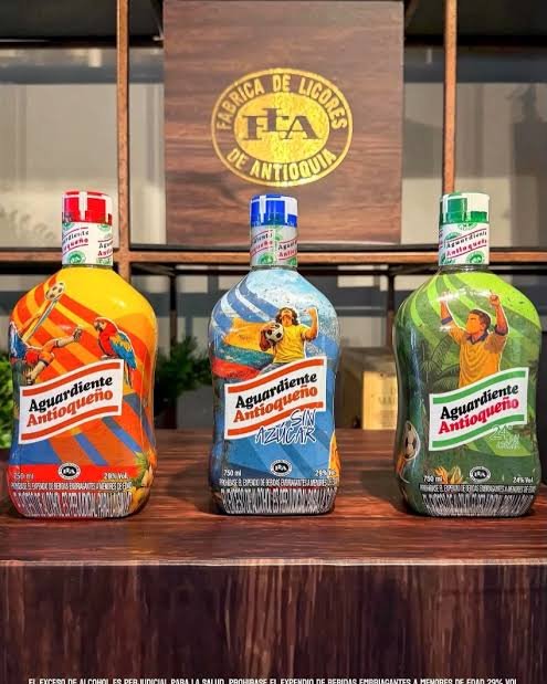 AGUARDIENTE ANT SIN AZU TAPA AZUL 750ML