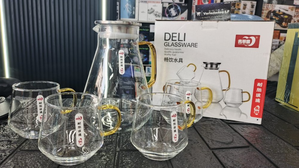 JUEGO DE JARRA DE VIDRIO CON TAZAS