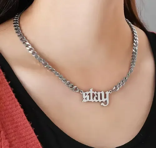 CADENA STRAY KIDS PLATEADA STAY