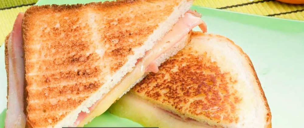 Sandwinch de jamón y queso