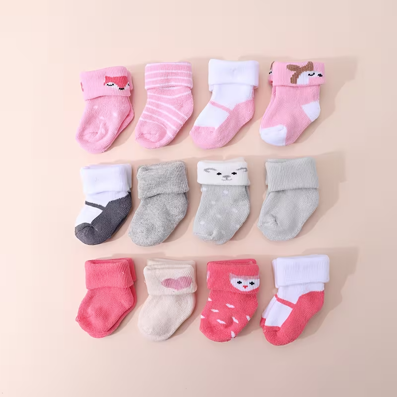 PACK X3 MEDIAS NIÑA 0-6M / ROSADA - BLANCA - FUCSIA