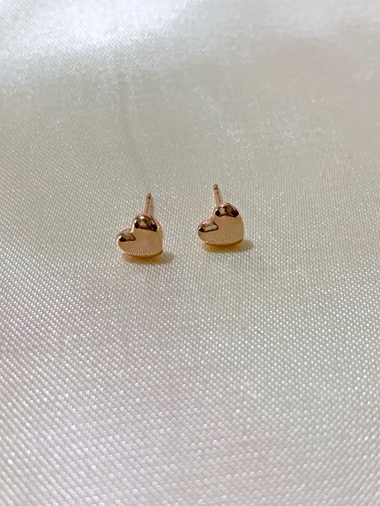 ARETES PEGADOS XUPING CORAZON BOMBITA