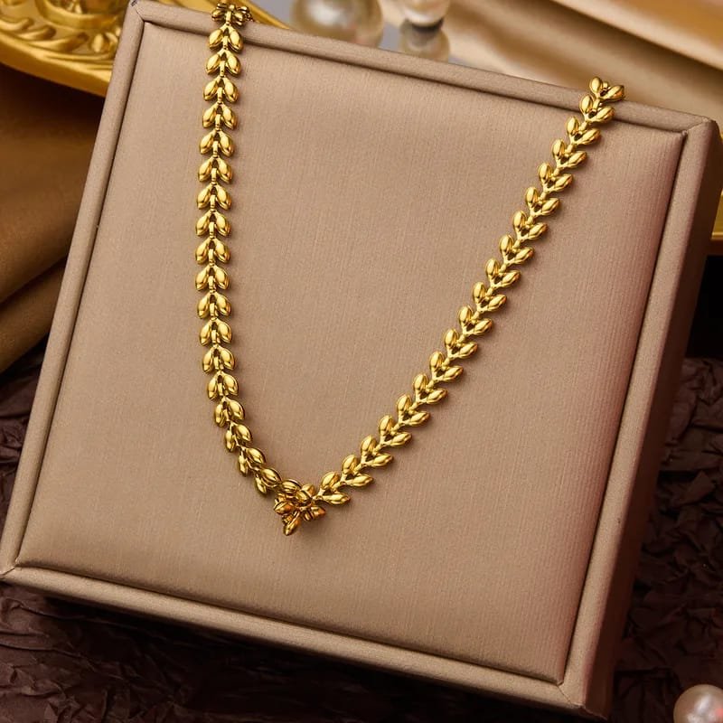COLLAR CLAVICULA ESPIGA ACERO INOX. GOLD