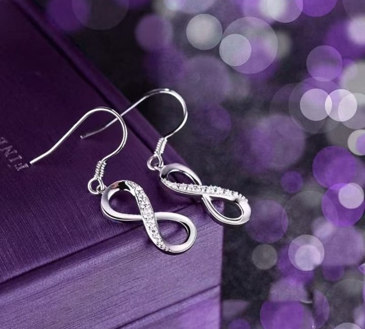 ARETES PASADOR INFINITO CON CIRCONES SILVER