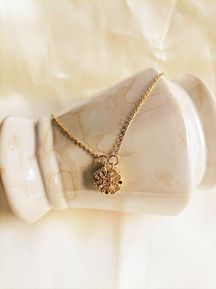COLLAR TREBOL 4 HOJAS CONVERTBLE ACERO INOX. GOLD