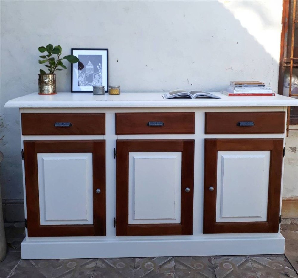 CREDENZA BLANCO Y MARRON