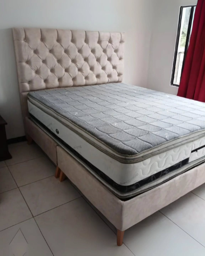 ESPALDAR TAPIZADO EN 60