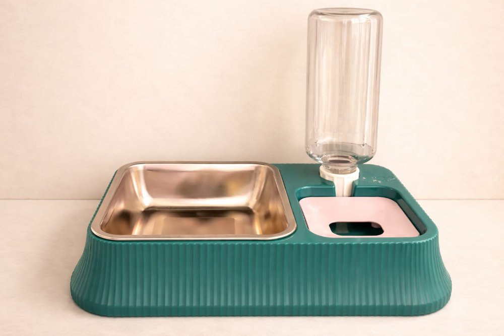 Comedero Plástico Verde con Botella