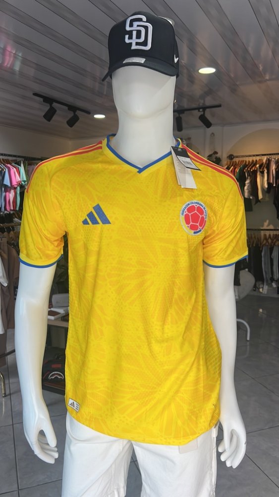 Camiseta Colombia nacional + pantaloneta
