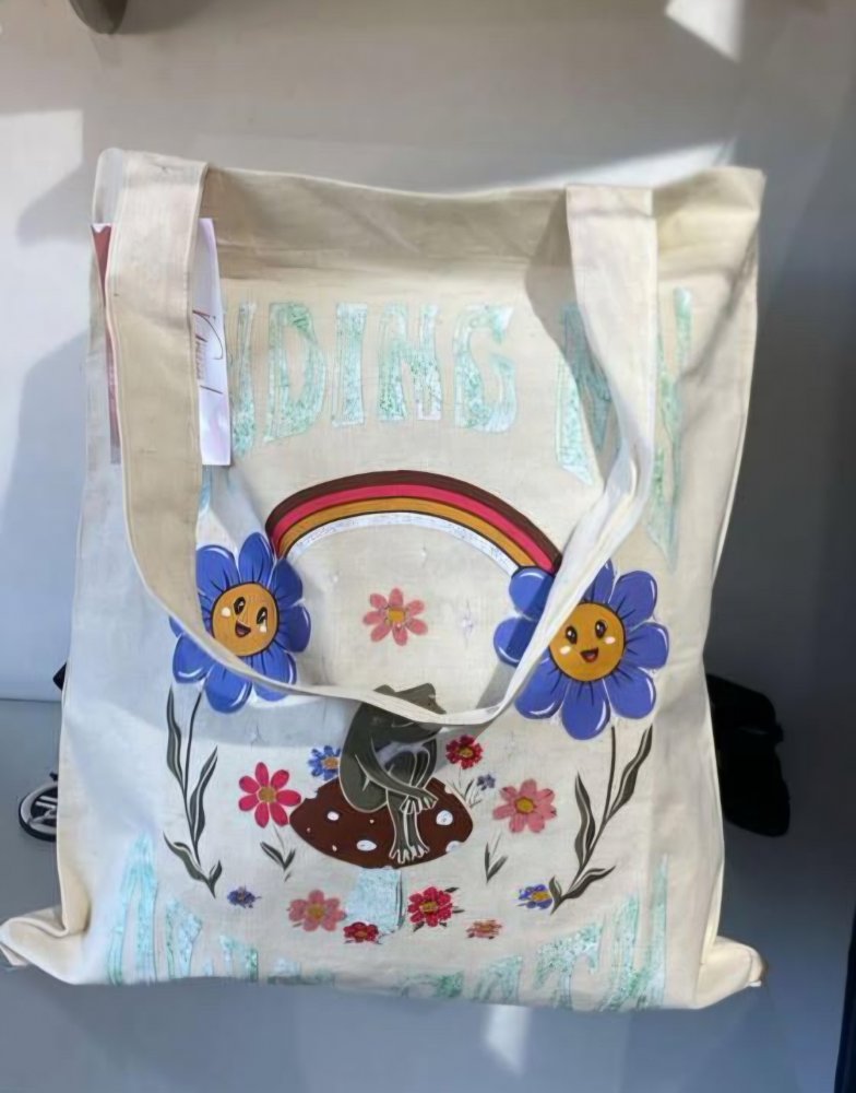Tote bag