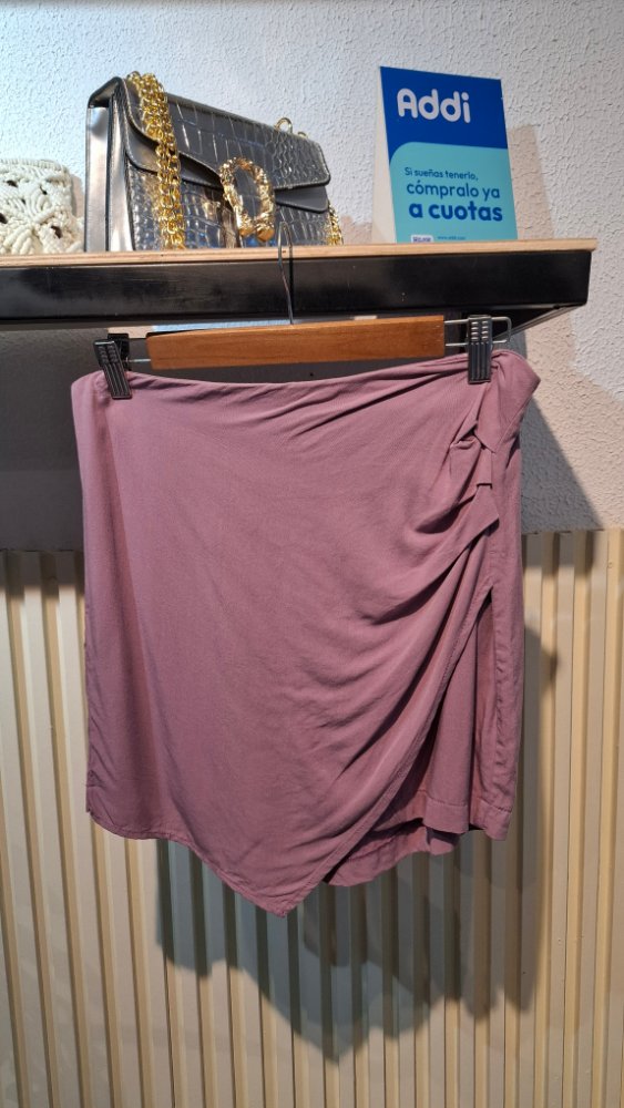 Falda short Mattelsa