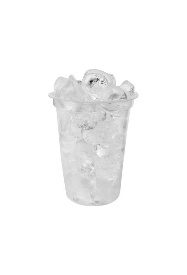 VASO CON HIELO