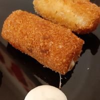 Bastones de muzzarella con panco