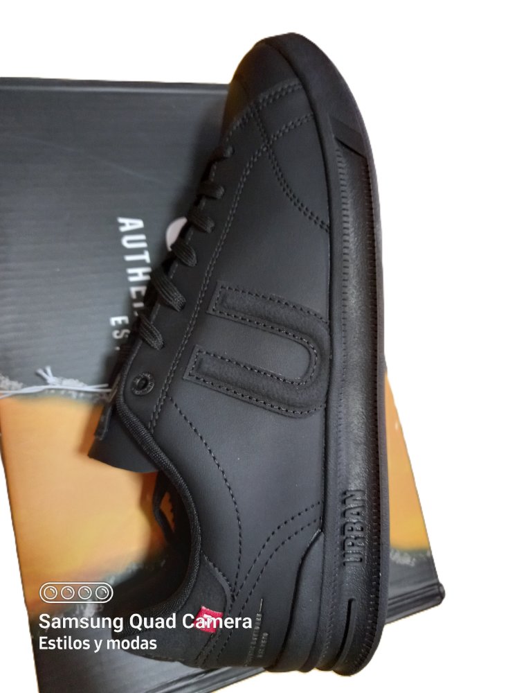 uh320 39.5 full black