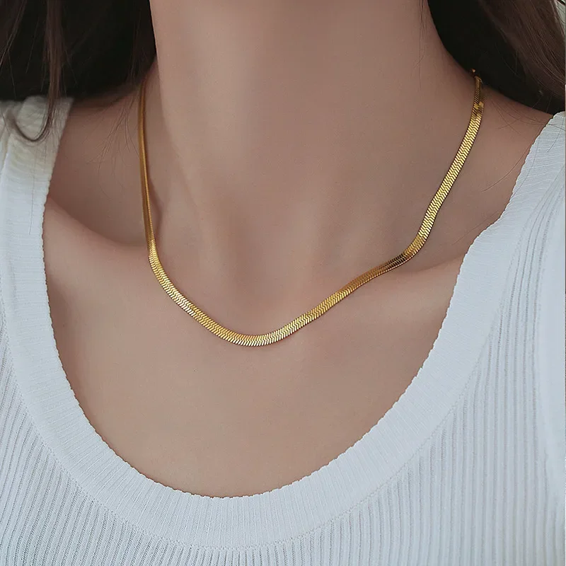 CH 262 - CADENA PLANA DORADO ACERO